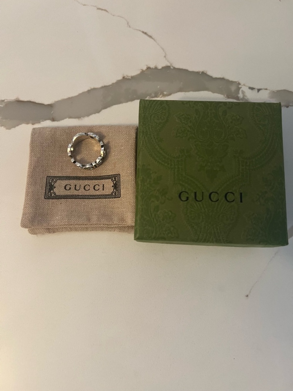 Gucci Sterling Silver Interlocked G Green Enamel Logo Ring - Picture 6 of 8